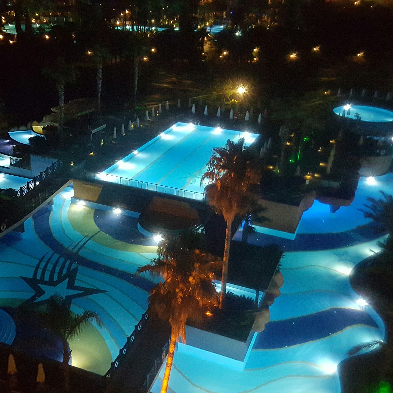 Ilumine sua área de lazer com eficiência e economia com a LED SMD